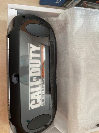 PS Vita Call of Duty Edizione Limitata + 32 GB memoria