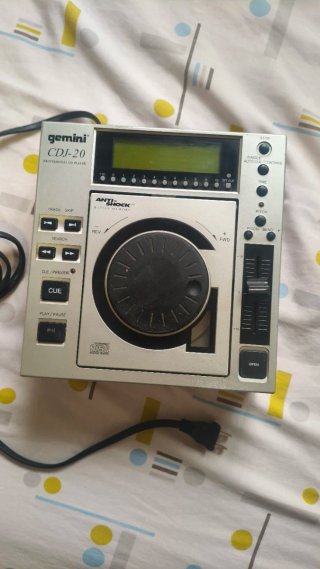 Reproductor DJ Gemini CDJ-20 de Segunda mano por 20 EUR en