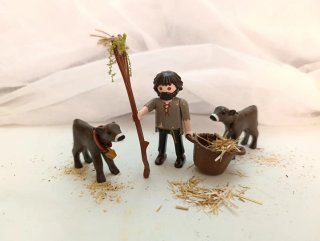 Playmobil Pastor con Vacas y Cesta