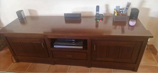Mueble de comedor de madera