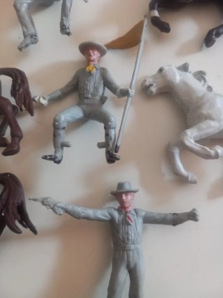 Set Soldatini Western Anni 60-80
