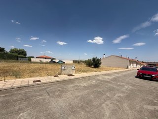 Se vende parcela de 200 m2 urbanizable en Doñinos