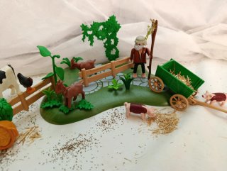 Granja Playmobil con animales y granjero
