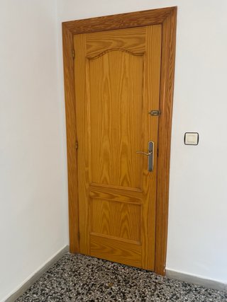 Puertas de pino macizas