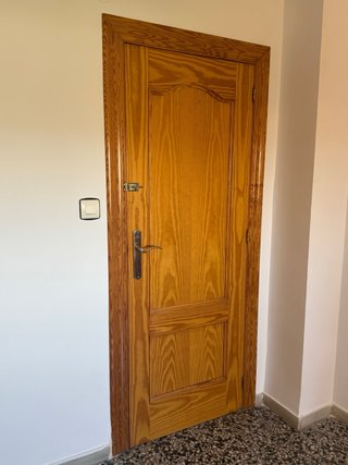 Puertas de pino macizas