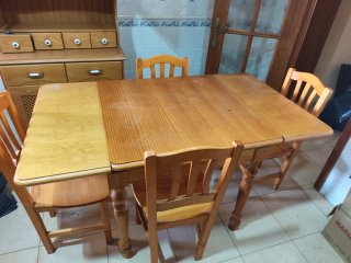Mesa y 4 Sillas Comedor Madera Extensible