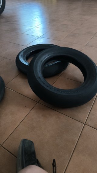 Llanta Pirelli Slick 12