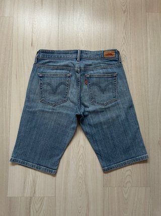 Bermudas vaqueras Levi's azules