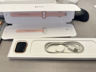 Apple Watch SE 40mm Rosa