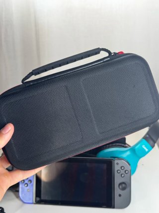 Nintendo Switch con Accesorios