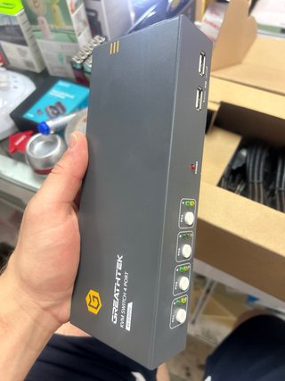 Switch KVM USB 3.0 HDMI 4K 60Hz 4 Porte