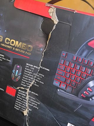Mega Bundle Mouse, Tastiera, Cuffie e Tappetino