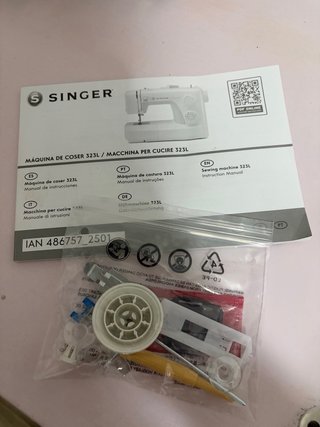 Máquina de coser Singer Serenade 323L