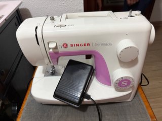 Máquina de coser Singer Serenade 323L