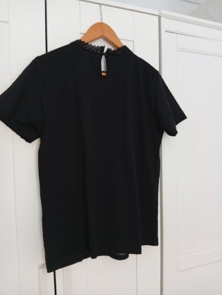 Blusa negra encaje talla L