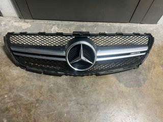 Parrilla Mercedes A45 AMG