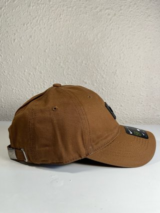 Gorra Nike Classic99 Swoosh Flex Marrón
