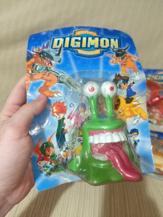 Lote juego + blisters figuras digimon años 90 2000