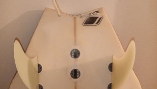 Tabla de surf corta 5,10 con funda