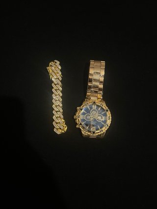 Pulsera y Reloj Dorado