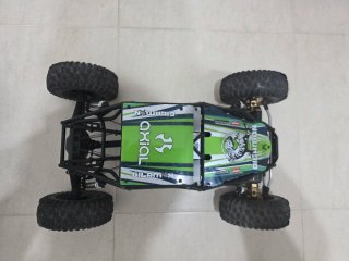 Axial Gilamon RC Crawler