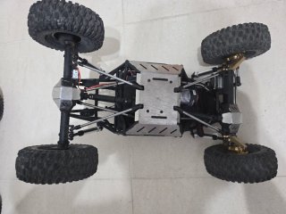 Axial Gilamon RC Crawler