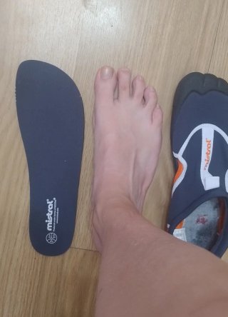 Escarpines barefoot altra mistral para windsurf