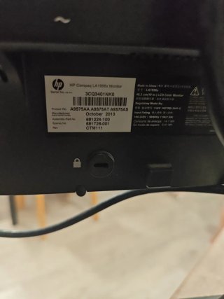 Monitor HP 19 Plata y Negro