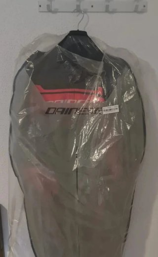 Mono Moto Dainese Negro/Rojo Talla 54
