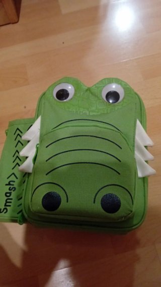 Mochila infantil cocodrilo