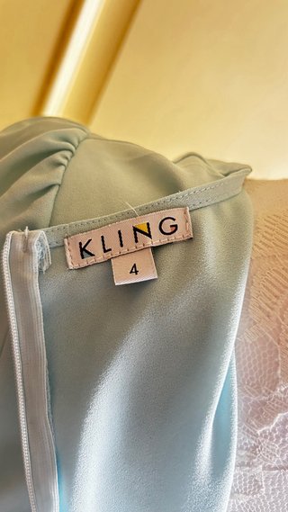 Vestido Kling azul y amarillo talla M