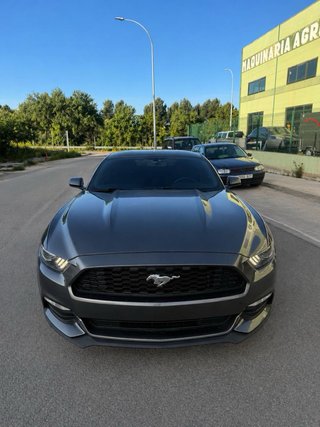 Ford Mustang 2016 3.7 V6 MANUAL