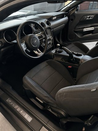 Ford Mustang 2016 3.7 V6 MANUAL