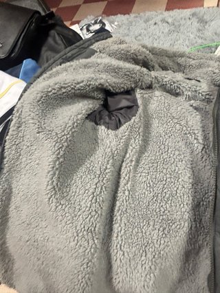 Abrigo acolchado niño gris