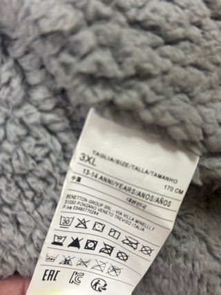 Abrigo acolchado niño gris
