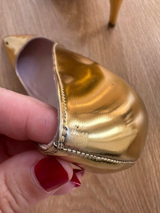 Zapatos de tacón Lodi dorados
