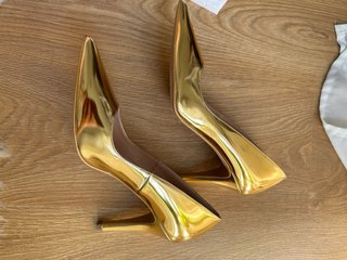 Zapatos de tacón Lodi dorados