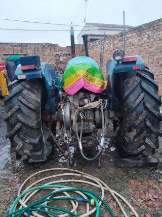 Tractor antiguo
