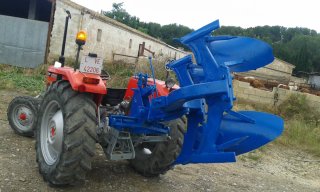 Tractor antiguo