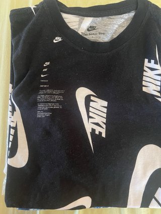 Maglie Uomo Levi's e Altre Marche leggi sotto