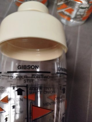 Coctelera y 6 vasos Saivo Firenze años 80/90