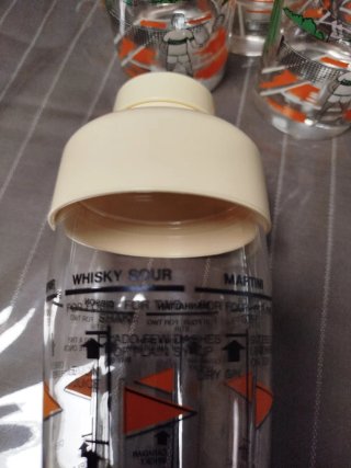 Coctelera y 6 vasos Saivo Firenze años 80/90