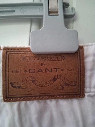 Pantalón corto GANT Talla 64 Blanco