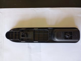 Mando elevalunas delantero derecho Peugeot 207