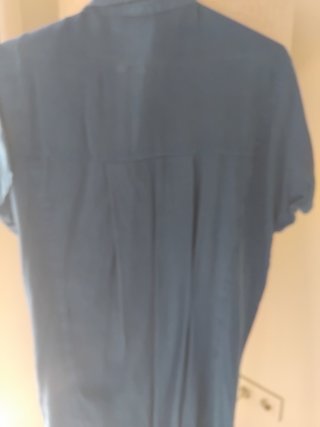 Vestido camisero azul eléctrico