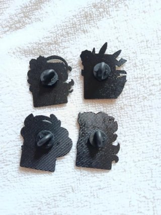 Lotes de Pines Pokémon
