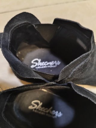 Botines de piel negros