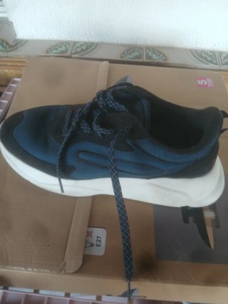 Zapatillas BOSS 2 PARES  Rojas y Azules