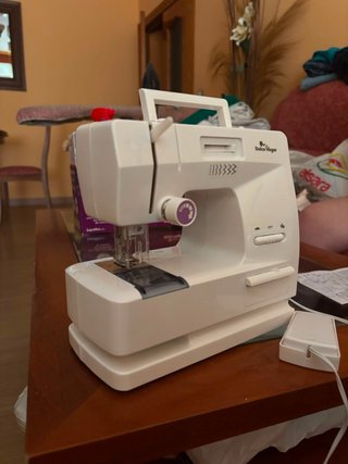 Máquina de coser Dulce Hogar