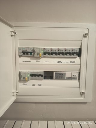 Electricista instalador autorizado